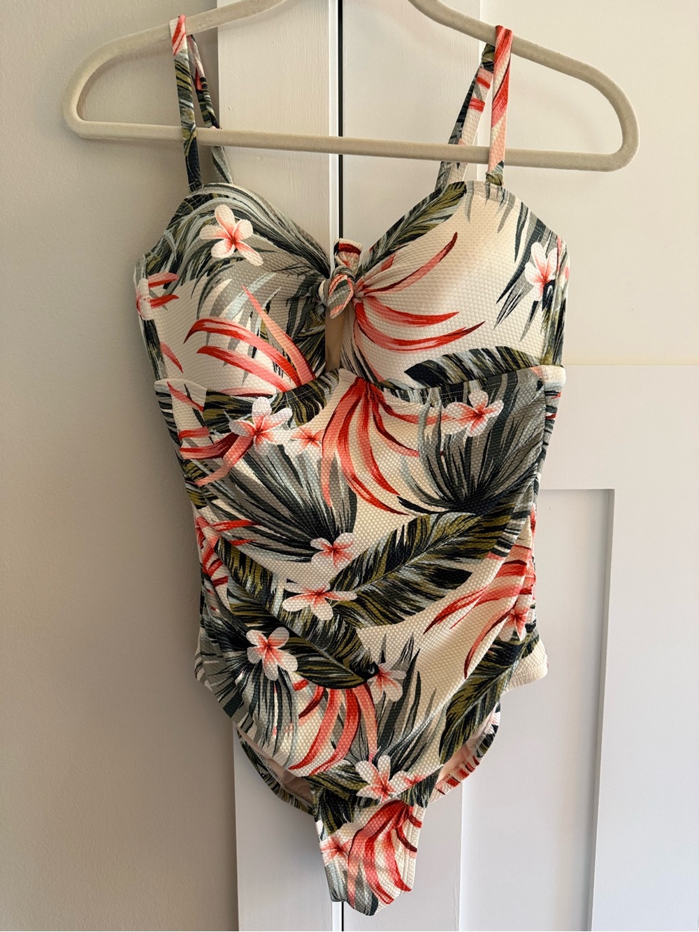 Kona Sol One-Piece Tropical Swimsuit Ruched Removable Straps High Back Cups L